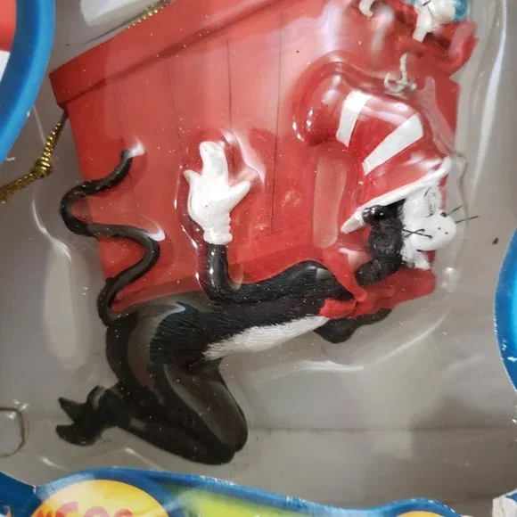 Cat In The Hat 2003 movie ornament - Picture 3 of 6